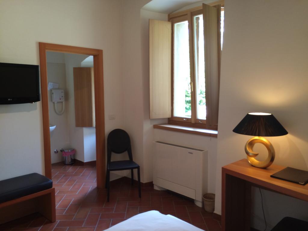 Hotel Relais Palazzo Lodron Rovereto  Zimmer foto