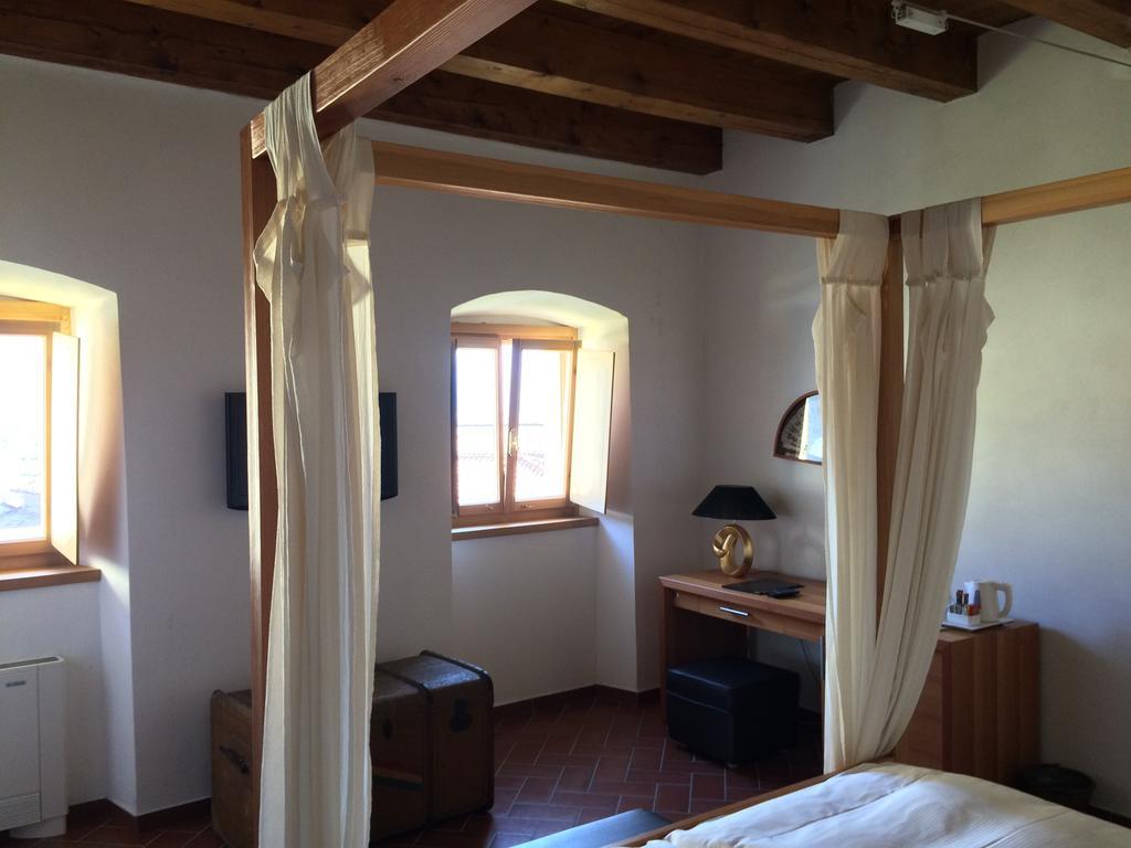 Hotel Relais Palazzo Lodron Rovereto  Zimmer foto