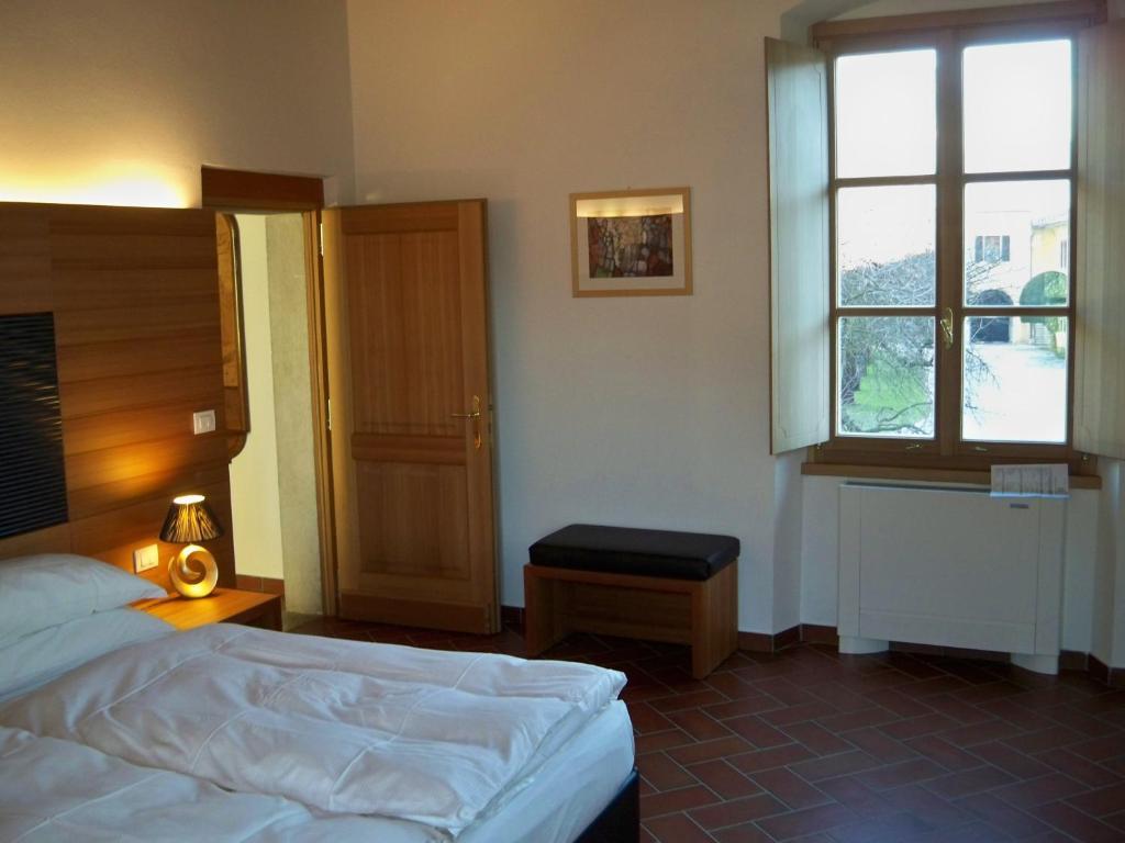Hotel Relais Palazzo Lodron Rovereto  Zimmer foto